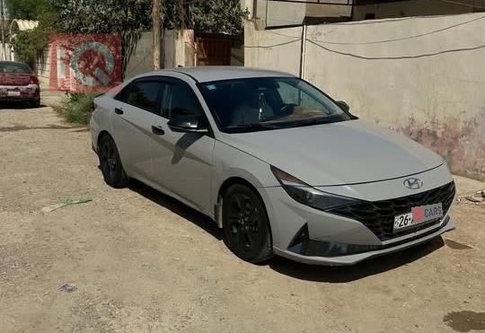 هیوندای ئەلەنترا